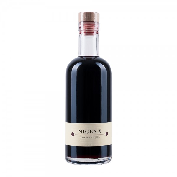 Cold Hand Winery | Prunus Nigra X | 2017