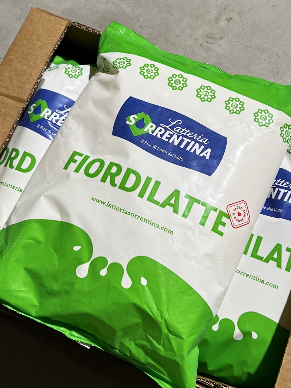 latteria-sorrentina-fior-di-latte-geschnitten-vorteilsset-verpackung